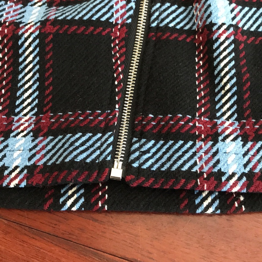 NWT Simplee Zip Skirt - Picture 3 of 8